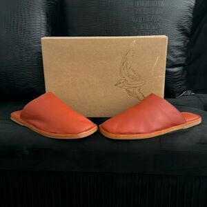 Size 8 Clay Colored Leather Mules Nice Soft Leather By Bird Of Flight